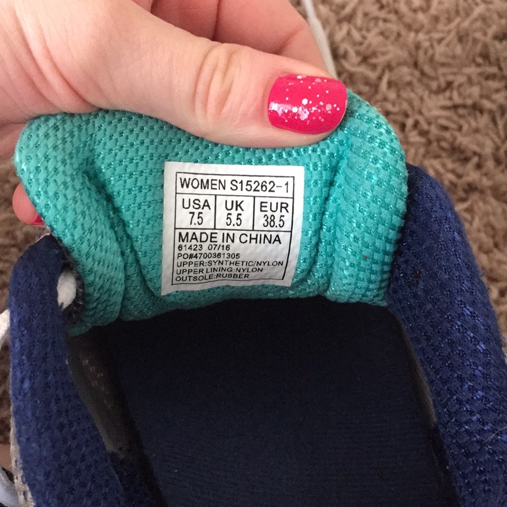 saucony Sneakers - Picture 5 of 5